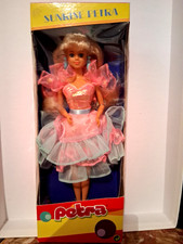 Poupée SUNRISE PETRA, format