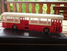 NOREV FRANCE n° 98. Autocar  SAVIEM SC1U. 1/43. 1969.