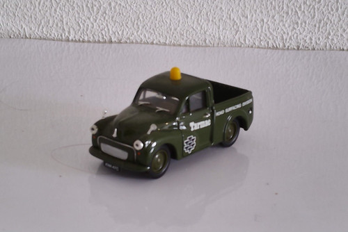 Voiture corgi morris - 1/43,