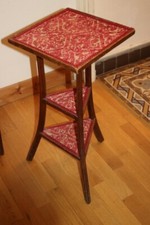 Sellette haute, époque art