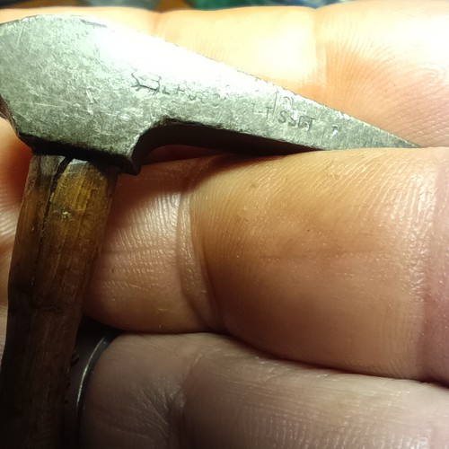 Ancien petit marteau outil - petit,