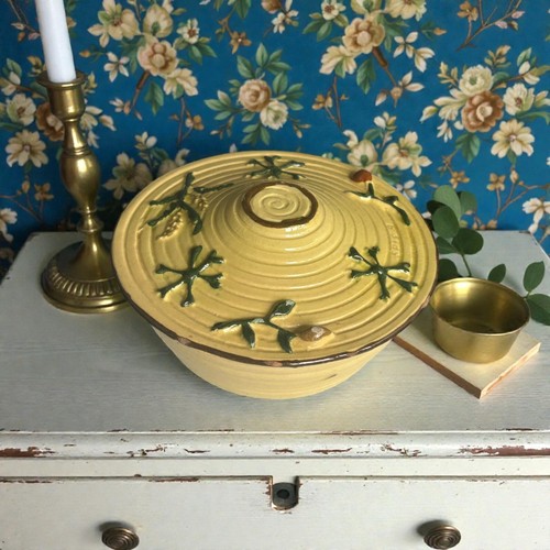 Pot couvert ancien - , en