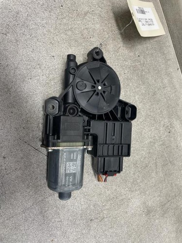 Moteur leve vitre avant gauche