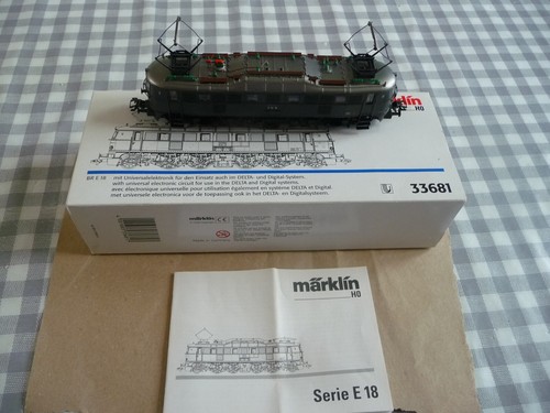 Locomotive marklin 33681 - locomotive,