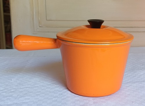 Creuset caquelon poelon - le,