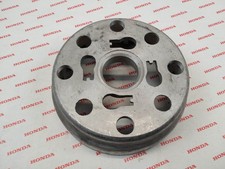 Cloche embrayage extérieur