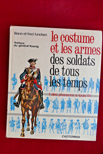 Les costumes armes - costumes, des