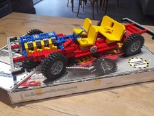 CHASSIS DE VOITURE LEGO TECHNIC  - BOITE 853 DE 1977