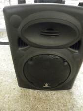 Sono portable batteries BOOST 80VHF-BT valisette avec micros et chargeur 100 W