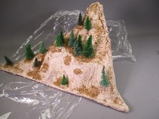 LQ1728 Train Ho 1/87 1:87 Diorama Paysage de montage avec sapins 58 x 39 x 22 cm