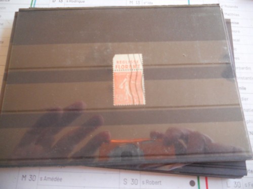 Timbre avec bandelette - ,