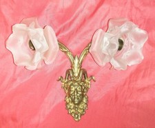 AR- Ancienne Applique murale en bronze diable LUCIFER 2 branches tulipes rose