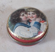 Ancienne petite Boite Métal