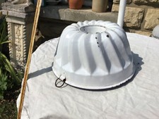 ANCIEN moule à kouglof TÔLE ÉMAILLÉE BLANCHE