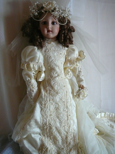 Magnifique mariee poupee - magnifique,