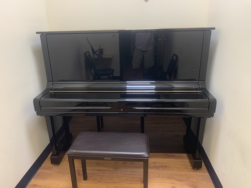 Yamaha upright piano - u3,