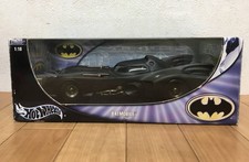 HotWheels BATMOBILE 1/18