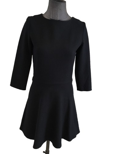 Très belle robe - très, s
