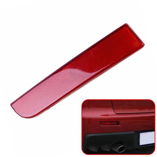 Rear left bumper reflector fit - rear,