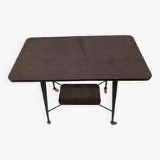 Desserte roulante en formica