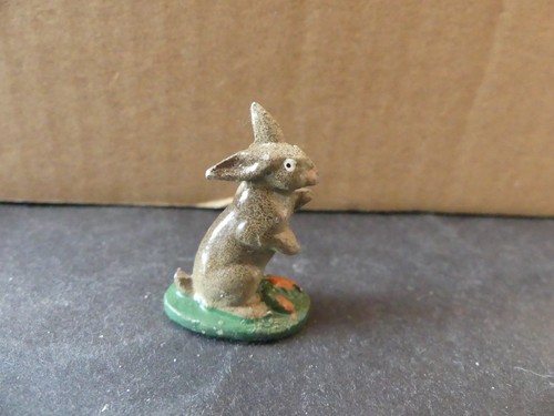 Figurine quiralu ferme - quiralu, la