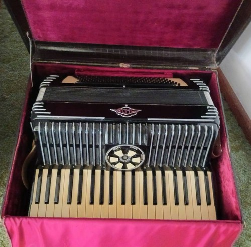 Pietro acme accordion - pietro,