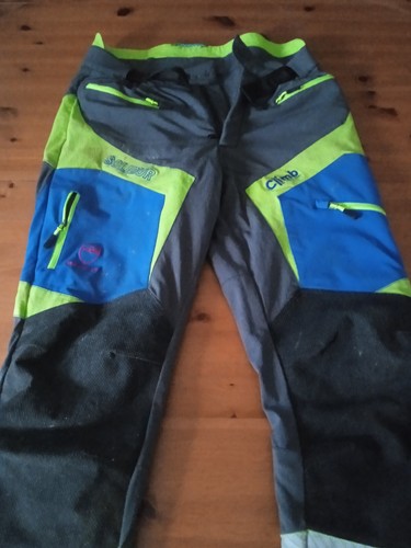 Vends pantalon anti - vends, coupure