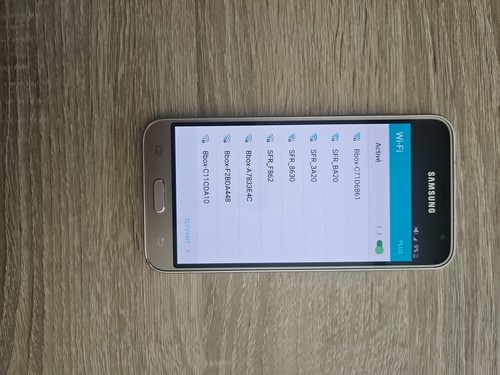 Samsung galaxy - j3, (2017)