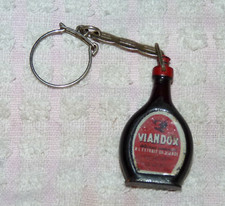 B6 / ANCIEN RARE PORTE CLES FIGURINE BOUTEILLE DE VIANDOX