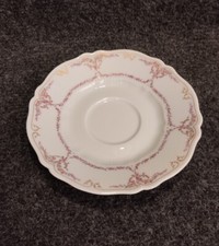 1 Soucoupe Porcelaine Haviland Modèle Carignan Décor Floral Dorure , Réassort