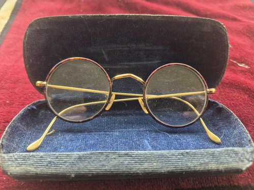 Lunettes rondes anciennes