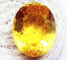 Jaune Topaze Coupe Ovale 87.20