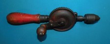 ANCIEN PETIT VILEBREQUIN . DRILLE A 1 VITESSE . PERCEUSE A MAIN . CHIGNOLLE