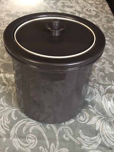 Dark brown tupperware - dark,