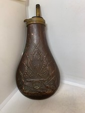 ANCIENNE POIRE A POUDRE MILITAIRE