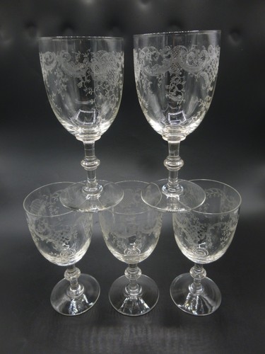 Grands verres pied - a,