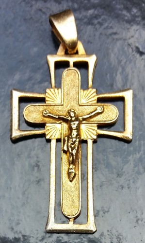 Médaille religieuse croix