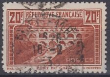 TIMBRE FRANCE AUTHENTIQUE PONT DU GARD DENTELE 11 N° 262B OBLITERE - COTE 450 €