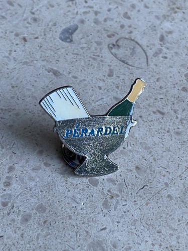 Pin champagne pérardel - champagne,