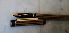 STYLO PLUME SHEAFFER TARGA -