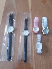 Lot de 5 Montres Neuves Pour Revendeurs