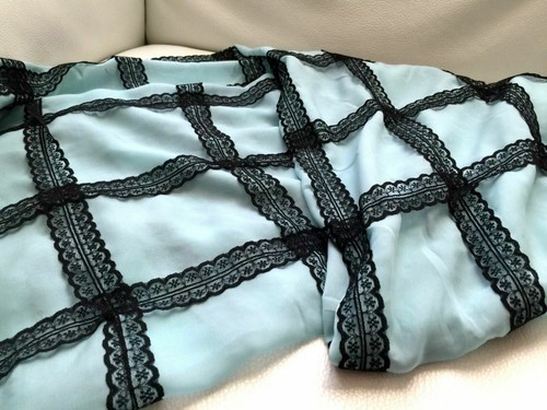 Grand foulard vert noir en - et,