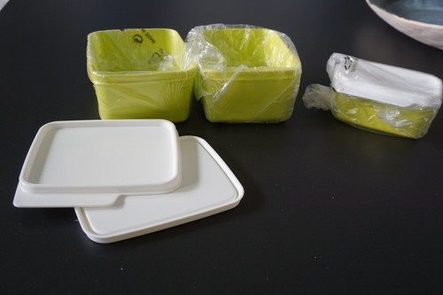 Lot boites tupperware 2 - lot,