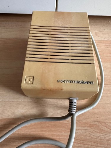 Alimentation pour amiga - alimentation, a