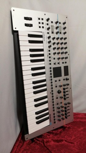 Synthétiseur table ondes - table, d'ondes