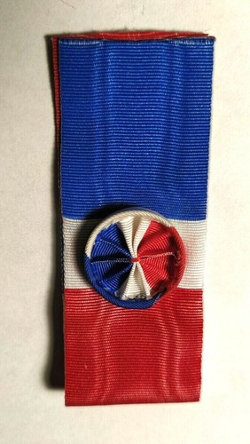 Coupe ruban la - ruban, médaille