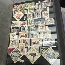 MONDE TRES GROS LOT DE TIMBRES