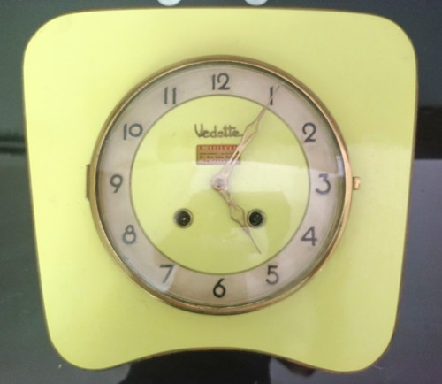 Pendule boitier vedette - ,