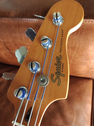 Squier fender 40th - by,