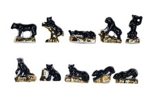 Série complète de 10 fèves Izzo et ses panthères 2024